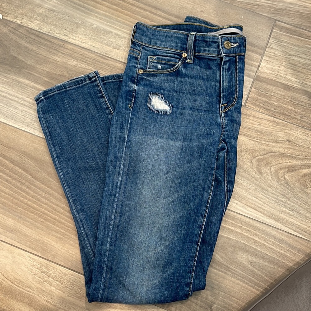 Vince Distressed Jeans